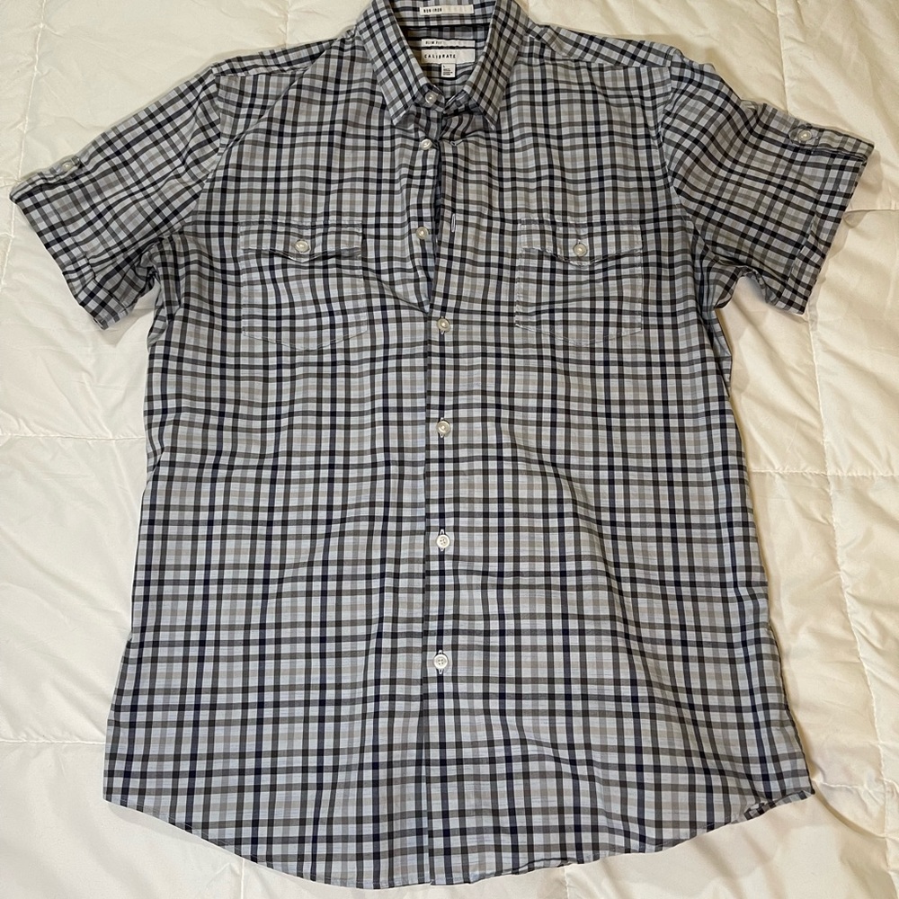 Calibrate | Men’s Short Sleeve Button Down Shirt